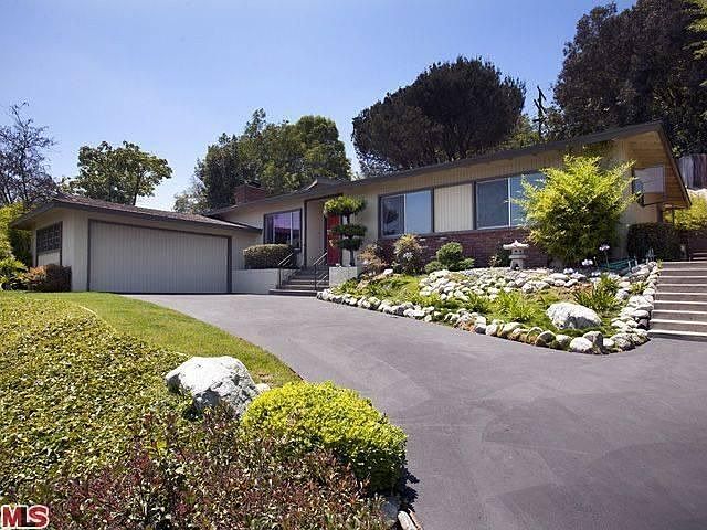 1st image of 3727 Mayfair Dr