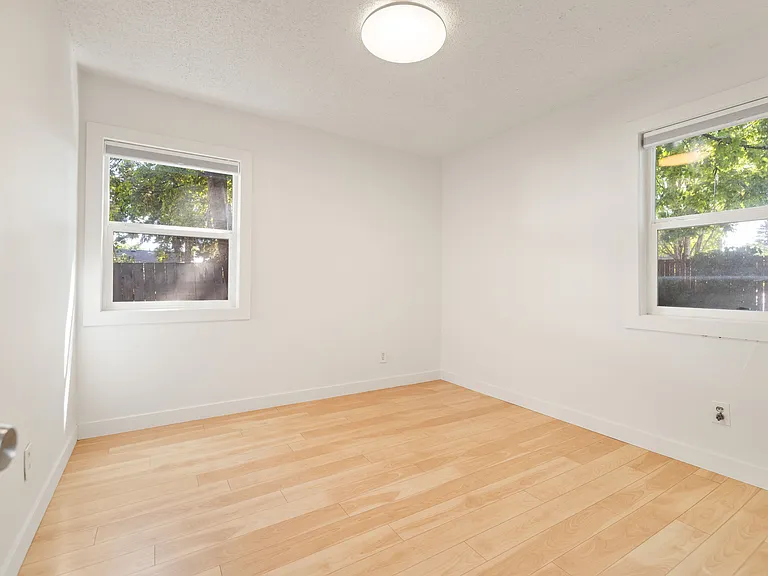7401 SE 83rd Ave — Photo 28