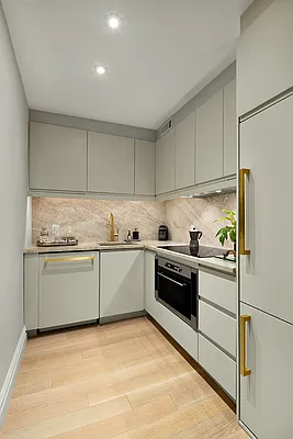 Sold by Compass | media 16