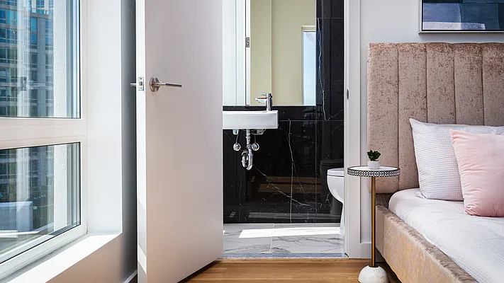 Rented by Nooklyn NYC LLC | media 108