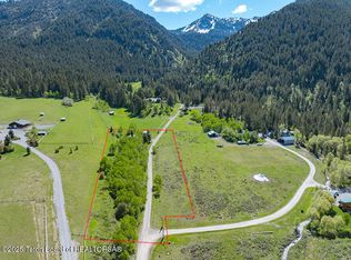 2883 Stewart Trl, Etna, WY 83118