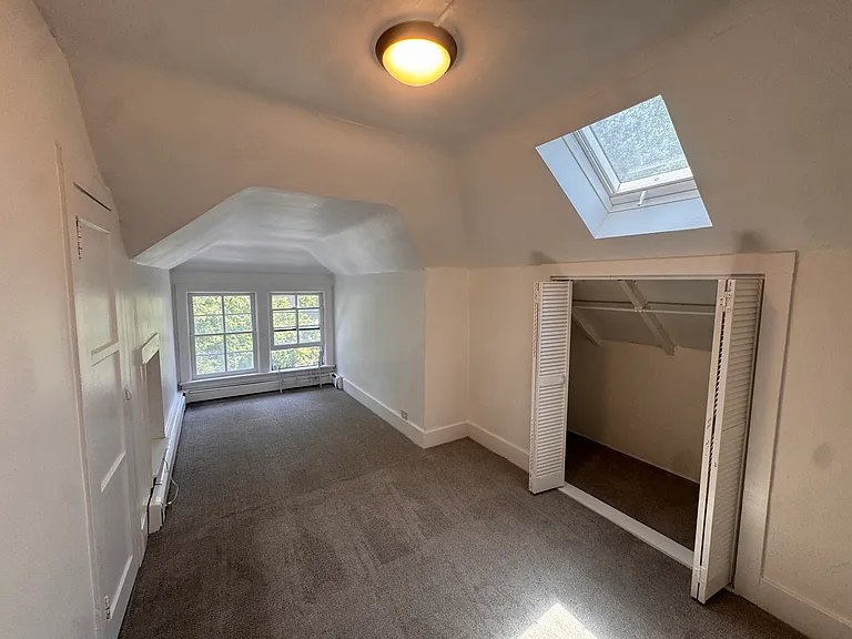 1331 N Franklin St #F — Photo 8