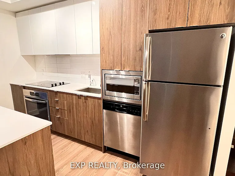 8 Ann St #306 — Photo 4