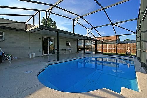 Sparkling Pool