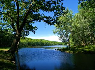 2 Love Rd, Newton, NJ 07860