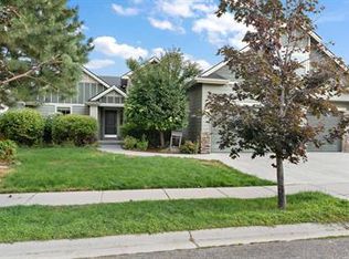 2112 W Ditch Creek Dr, Meridian, ID 83646