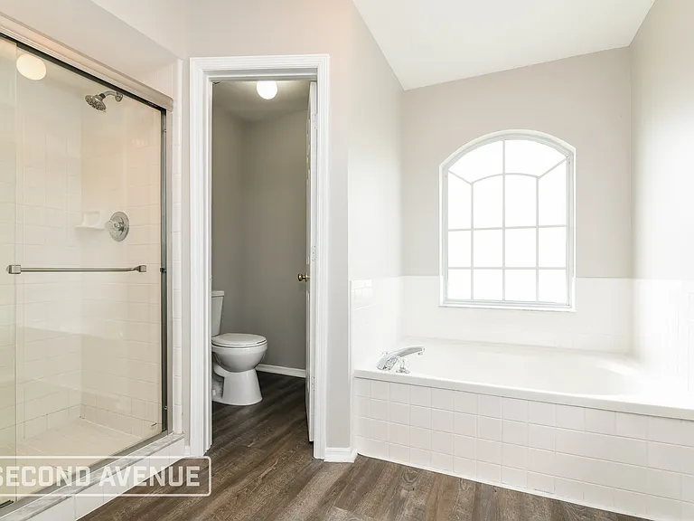 2216 Wyndam Way — Photo 13