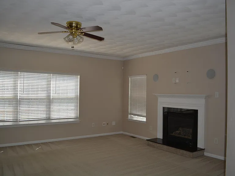13319 Naylors Blue Ct — Photo 10