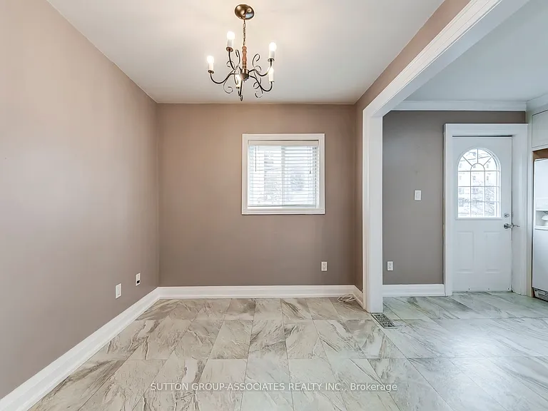 3564 Eglinton Ave W #2 — Photo 12