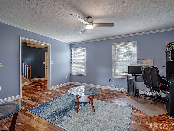 3rd image of 7856 Chantilly Dr