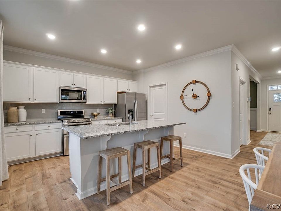 2nd image of 6573 Grayhaven Dr