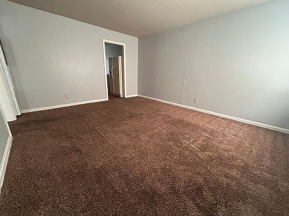 2nd image of 2207 S Minneapolis Ave #2209
