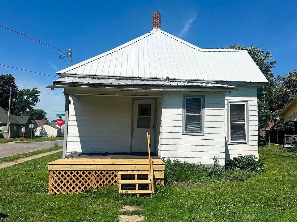 1st image of 402 N Weller St