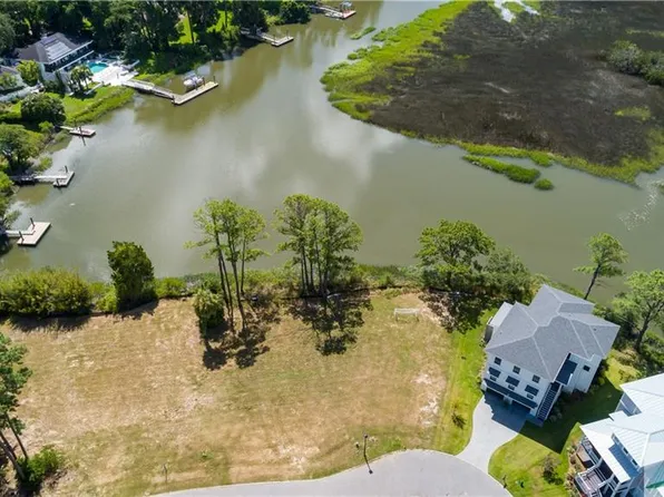 109 Newbridge Rd, Savannah, GA 31404