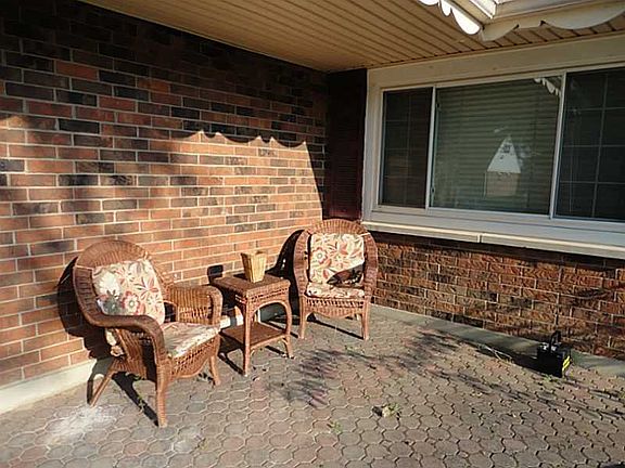 3rd image of 2505 Thornhill Dr