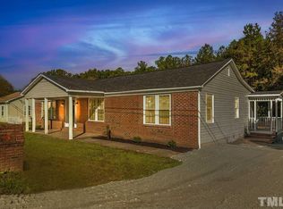 122 Rencher St, Hillsborough, NC 27278