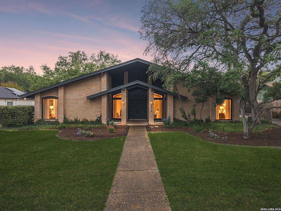 1st image of 3714 Twisted Oaks Dr