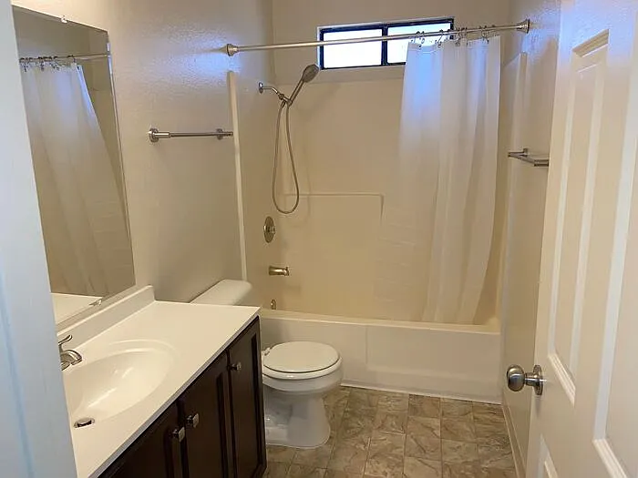 1250 Sutro St #A — Photo 14