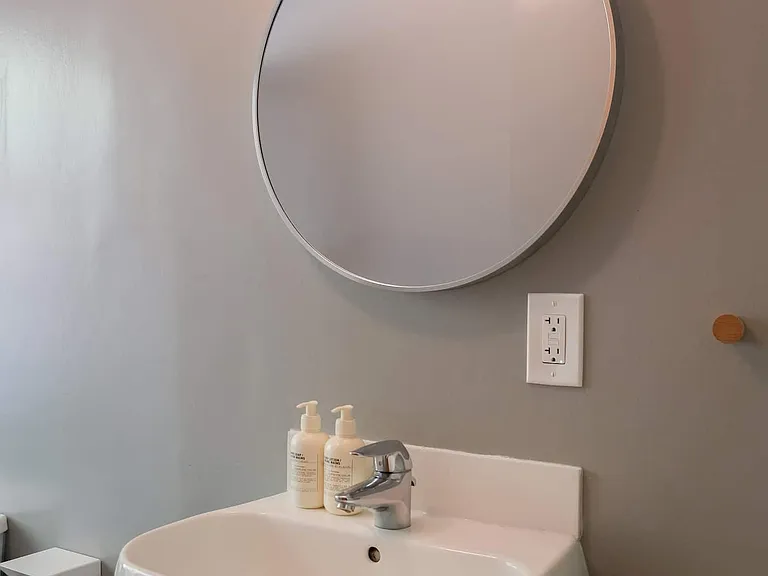 623 Academy Rd — Photo 11