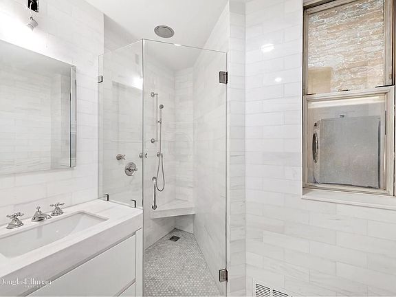 4th image of 323 W 11th St APT 3E