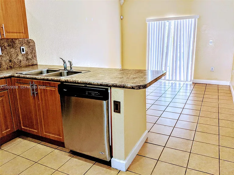 11262 SW 230th Ter #11262 — Photo 7