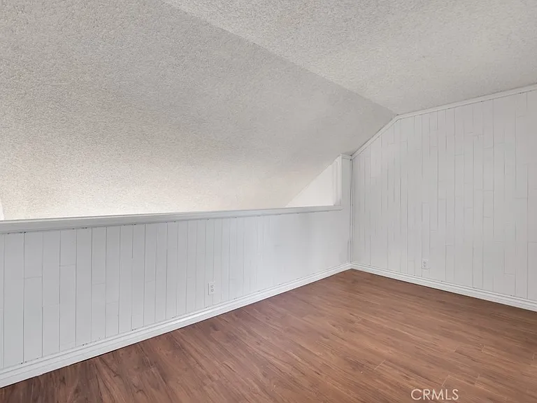 20155 Keswick St #211 — Photo 15