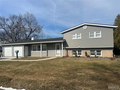 35 Holiday Dr, Hannibal, MO, 63401