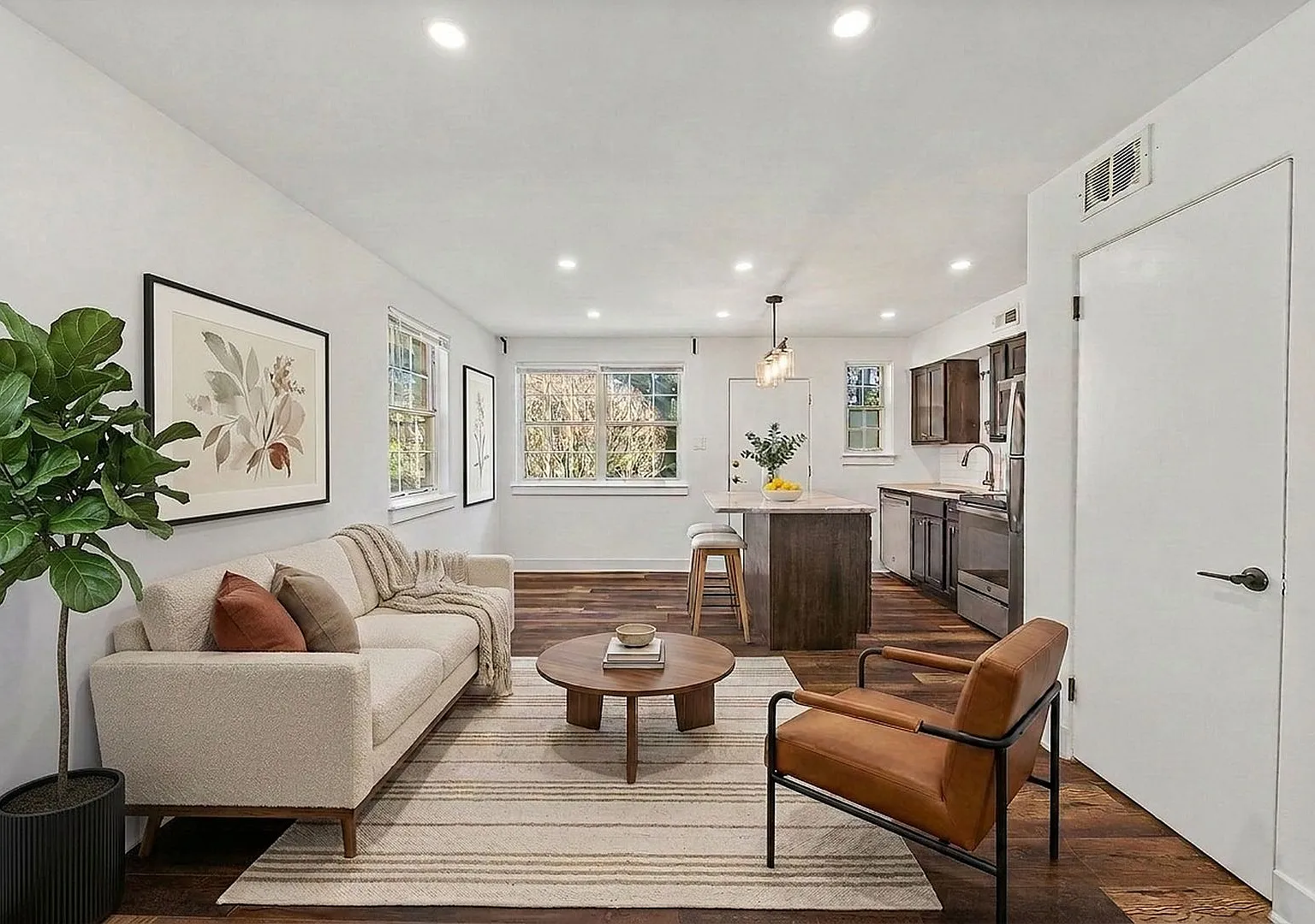 37 Faris Cir. — Photo 1