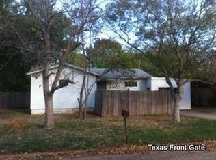 201 Phillips Rd, Mc Gregor, TX 76657