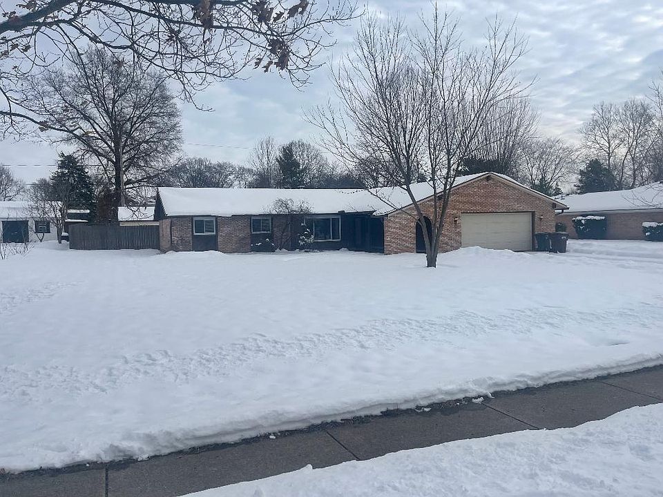 1st image of 8340 Garnet Dr