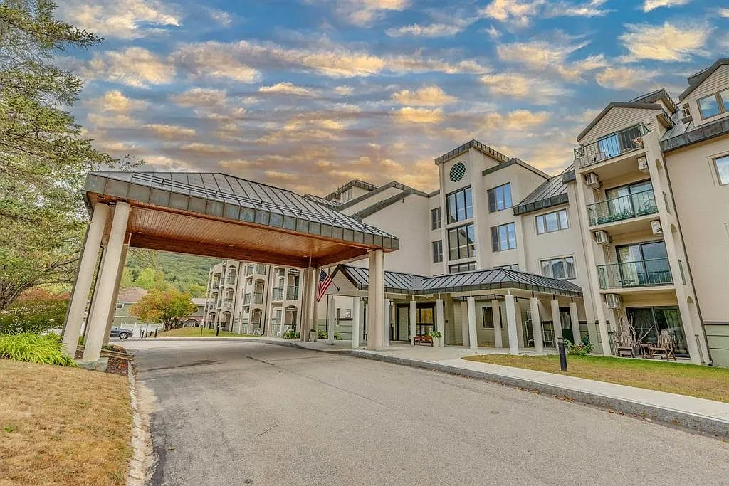 2 bed, 2.0 bath, 1109 sqft, $12,500 — Photo 1