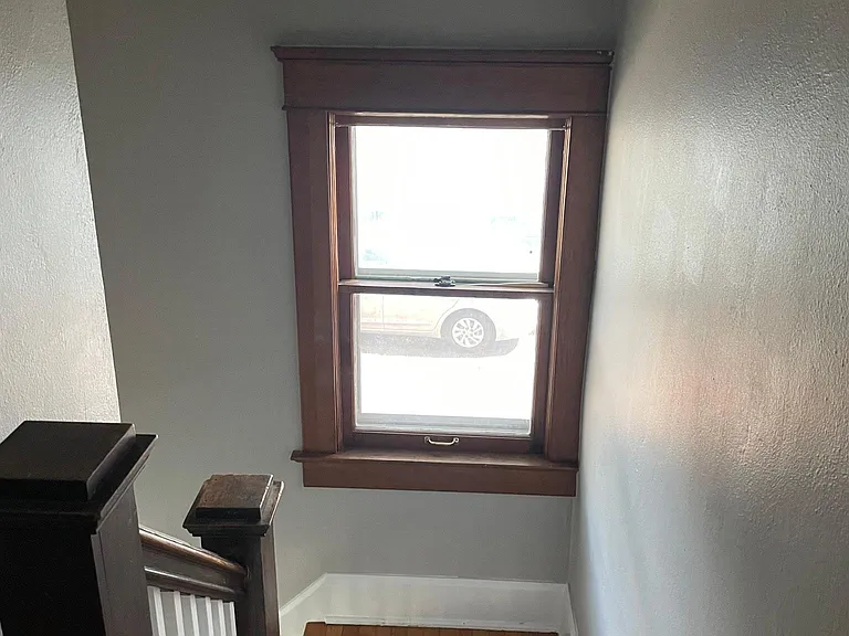 419 N Ashley St — Photo 10
