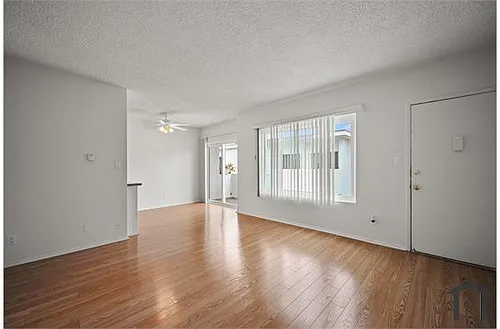 12540 Pacific Ave #7 Photo 1