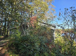 56 Lake Sargent Dr, Leicester, MA 01524