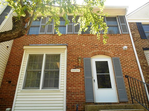 2nd image of 5734 Lakeside Oak Ln