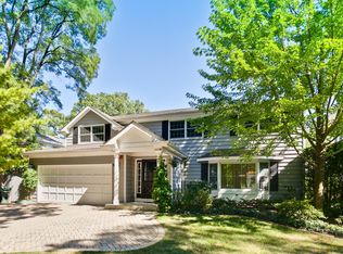 363 Newman Ct, Lake Bluff, IL 60044