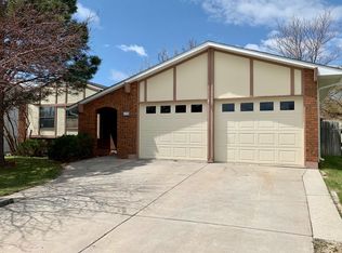 6900 Pasadena Rd, Cheyenne, WY 82009