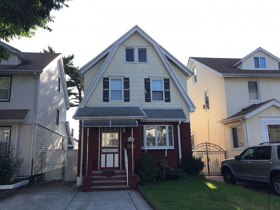 1st image of 10446 111th St