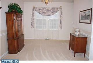3rd image of 416 Greene Ln