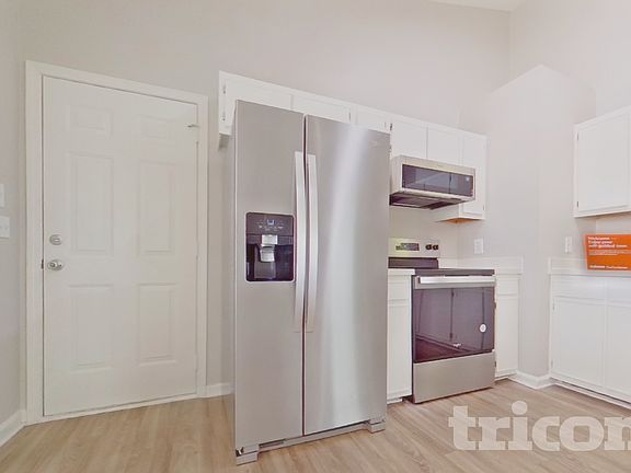 5th image of 1306 May Oak Cir