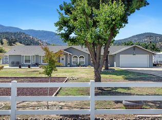 5741 Elwood Rd, Sanger, CA 93657