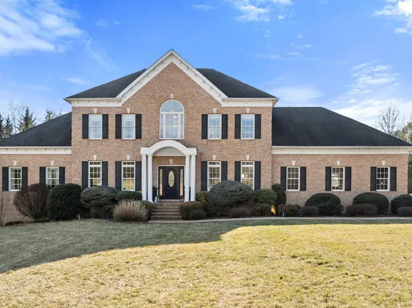 1301 Ladd Rd, Waynesboro, VA 22980