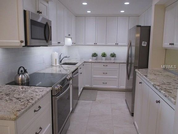3rd image of 2700 Bayshore Blvd APT 9403