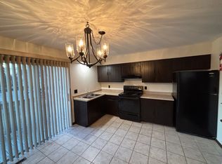 425 Adams St #17, Rockton, IL 61072