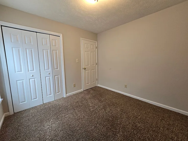 6850 Shawcross Ln — Photo 15