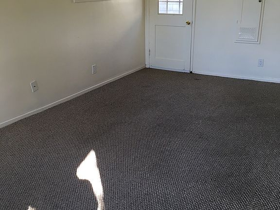 3rd image of 271 Anacapa Dr APT B