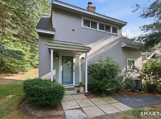 10 Partridge Ct Unit 10, Simsbury, CT 06070