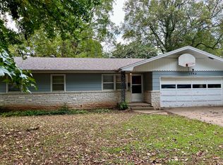 1342 W Berkeley St, Springfield, MO 65807