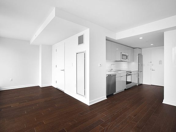 5th image of 400 W 113th St APT 1509