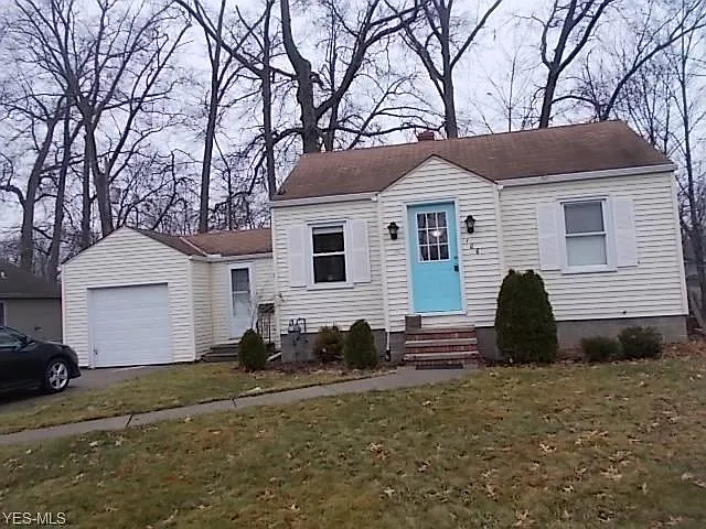 106 Lakewood Dr photo 1